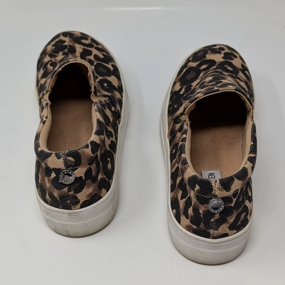 Steve Madden Sneakers Gills Slip-On Leopard Print Womens Size 8 - Picture 8 of 8